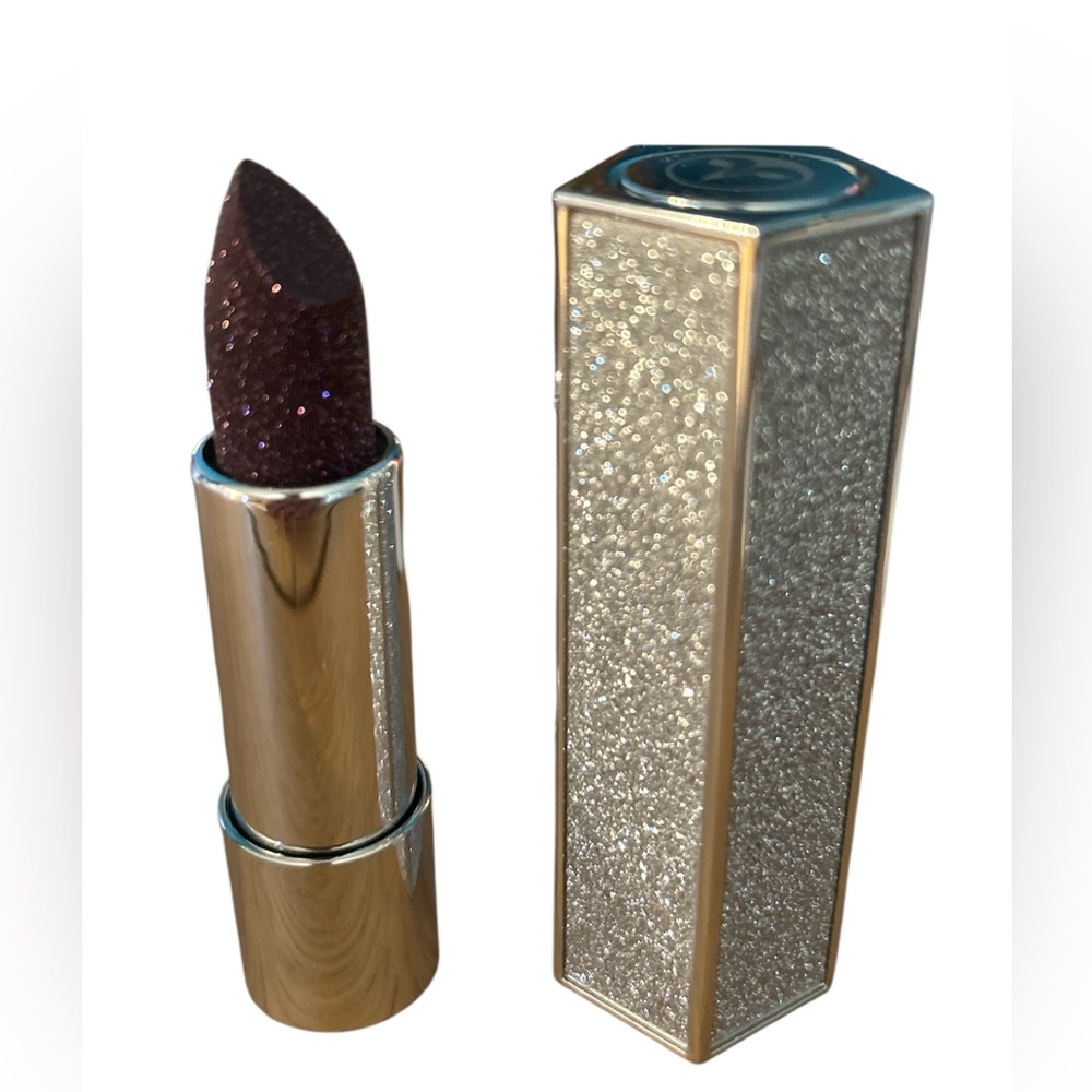 Hank & Henry Satin Matte Lipstick “Kink”